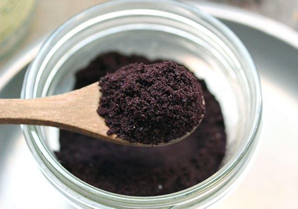 acai-berry-powder-freeze-dried-teaspoon. acai-berry-powder-freeze-dried-teaspoon.