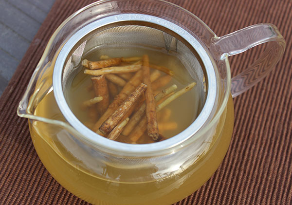 ashwagandha-tea-infusion ashwagandha-tea-infusion