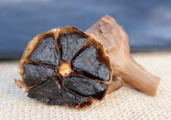 black-garlic-aged