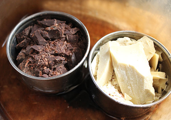 cacao-paste-and-butter-melting cacao-paste-and-butter-melting