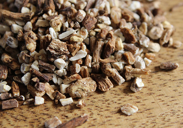cleansing-herbs-dandelion-root cleansing-herbs-dandelion-root