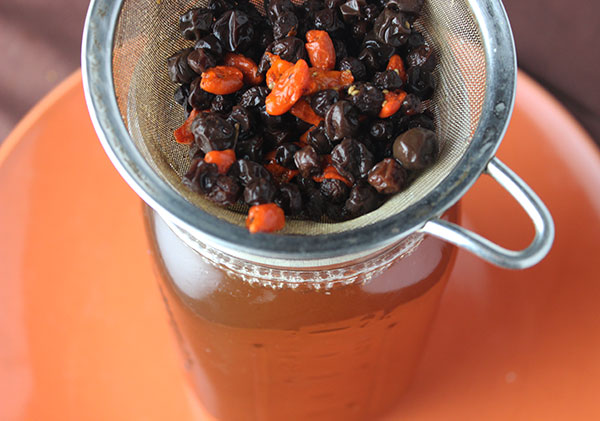 healthy-lemonade-recipe-using-schizandra-and-goji healthy-lemonade-recipe-using-schizandra-and-goji