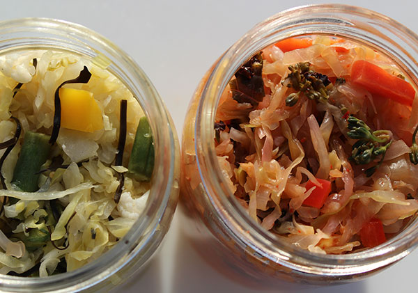 jars-of-raw-cultured-vegetables jars-of-raw-cultured-vegetables