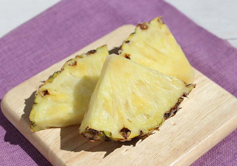 list-of-fruits-pineapple list-of-fruits-pineapple