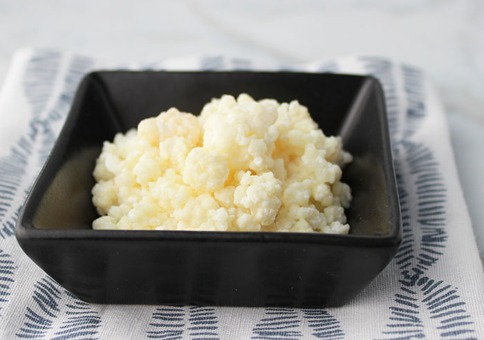 milk-kefir-grains-close-up