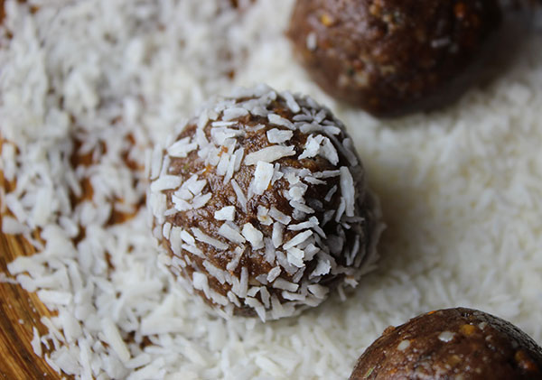 oja-balls-rolled-in-coconut