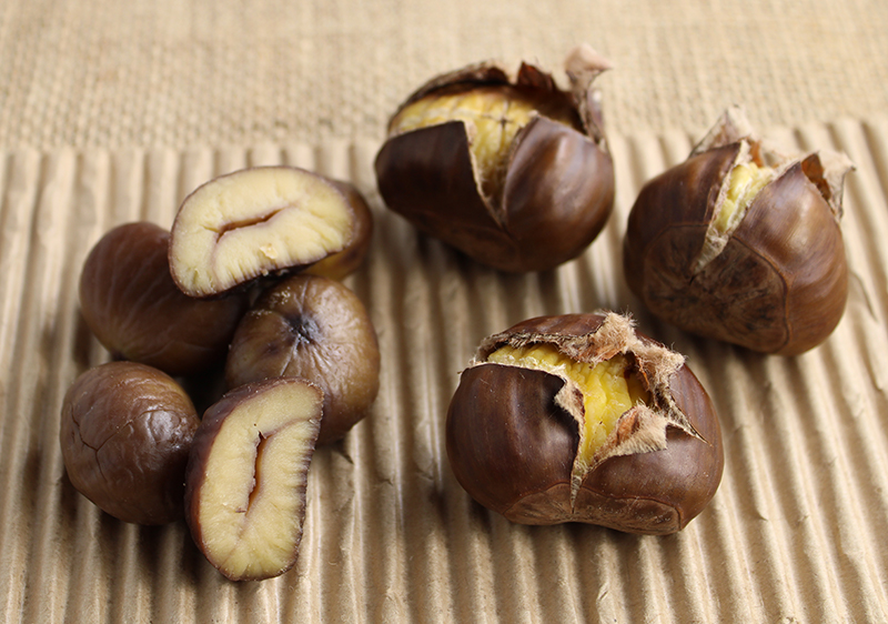 packaged-roasted-peeled-chestnuts-vs-roasted-in-shell