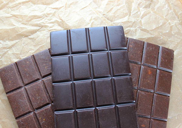 raw-chocolate-bars-with-superfoods raw-chocolate-bars-with-superfoods