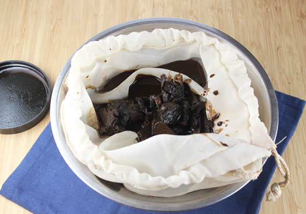 straining-homemade-tincture-3 straining-homemade-tincture-3