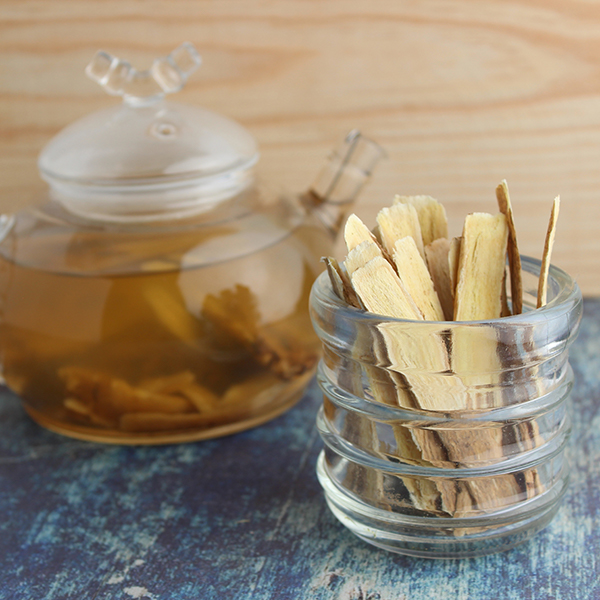 superfoods-for-wildfire-smoke-astragalus-